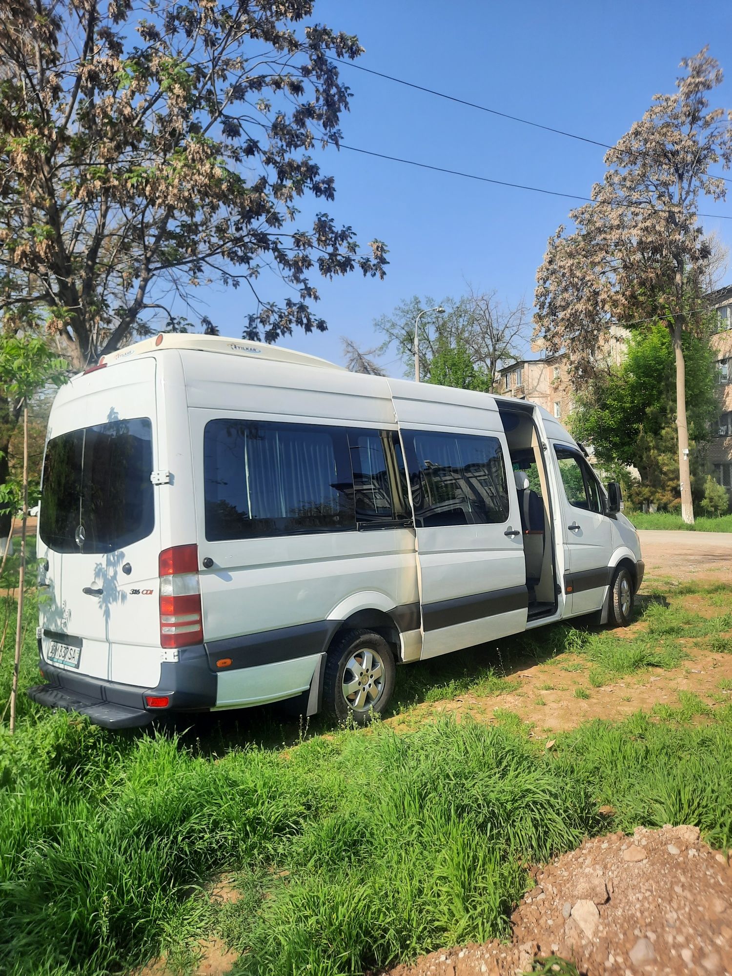 На заказ 'Mercedes Benz' Микро Автобуз 18 мест