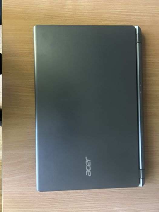Ноутбук Acer aspirr v5