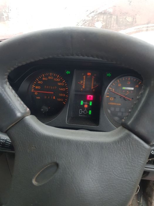 Dezmembrez mitsubishi pajero motor 2.8