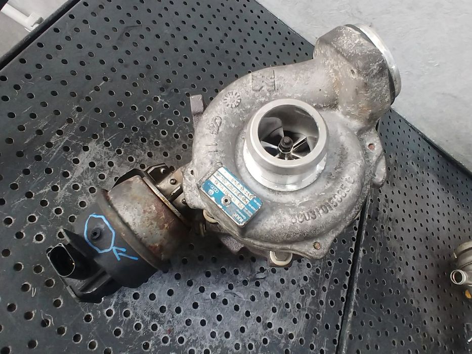 Turbina 2.0 tdi cag audi a4 b8 a6 c6 q5 seat exeo 03l145701 cu defect