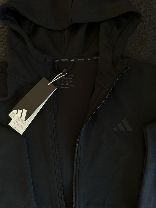 Hanorac Adidas Climacool Marimea M