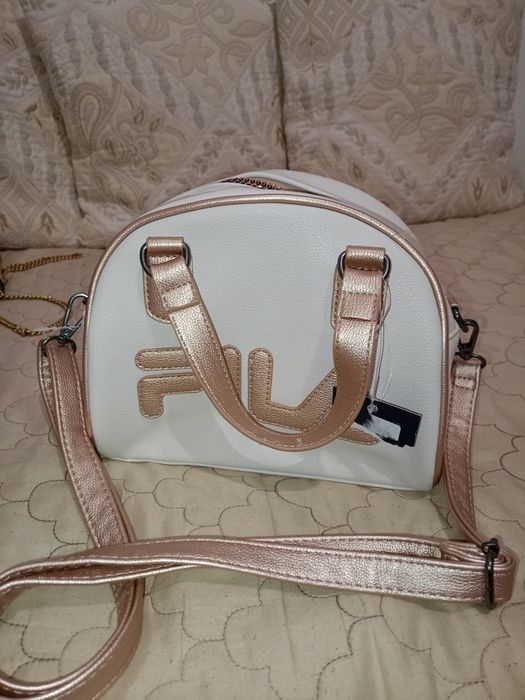 Дамска спортна чанта