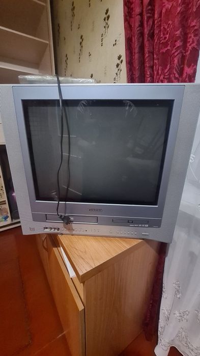 Телевизор ретро vhs+dvd