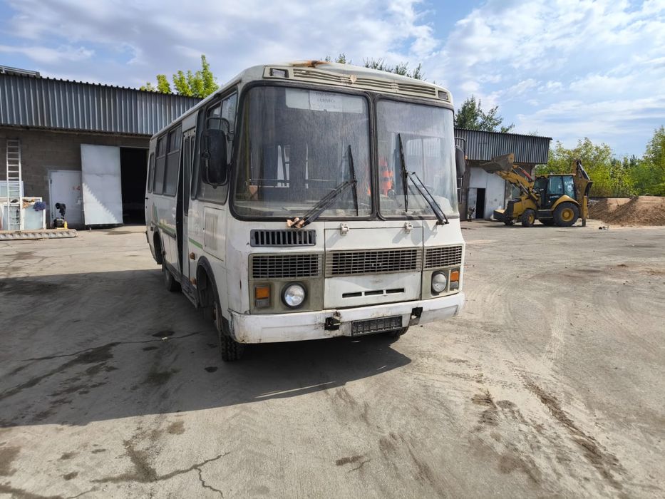 Продам спецтехнику, автобус