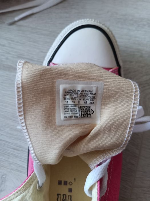 Кецове Converse.