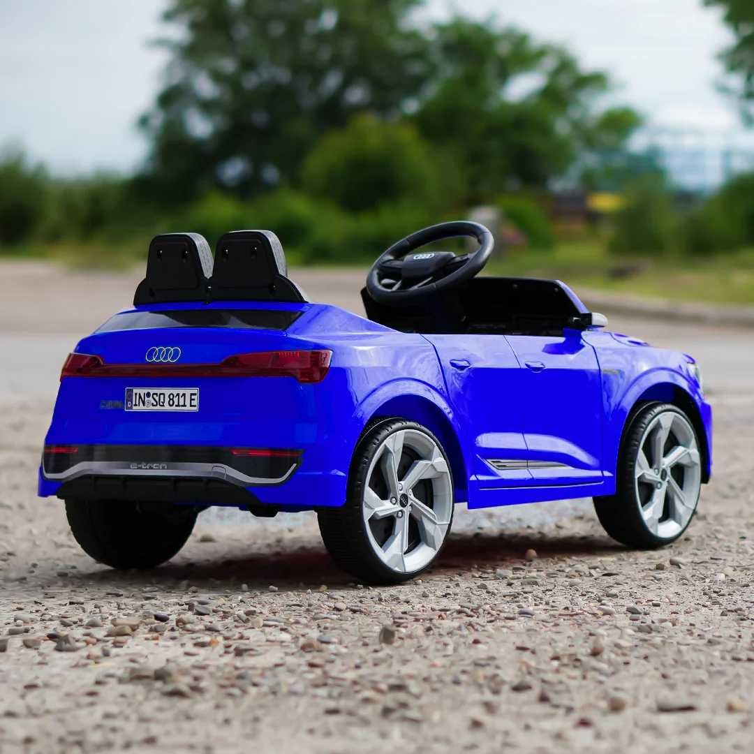 Masinuta electrica pentru copii, Audi SQ8, 70W 12V, echipare standard