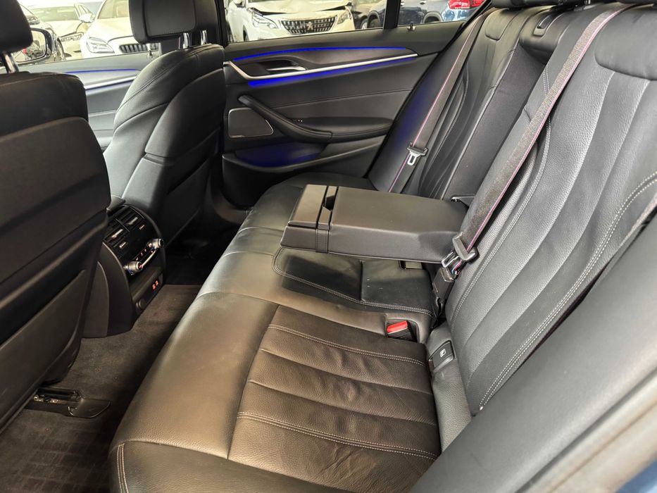 BMW 545e Xdrive avariat