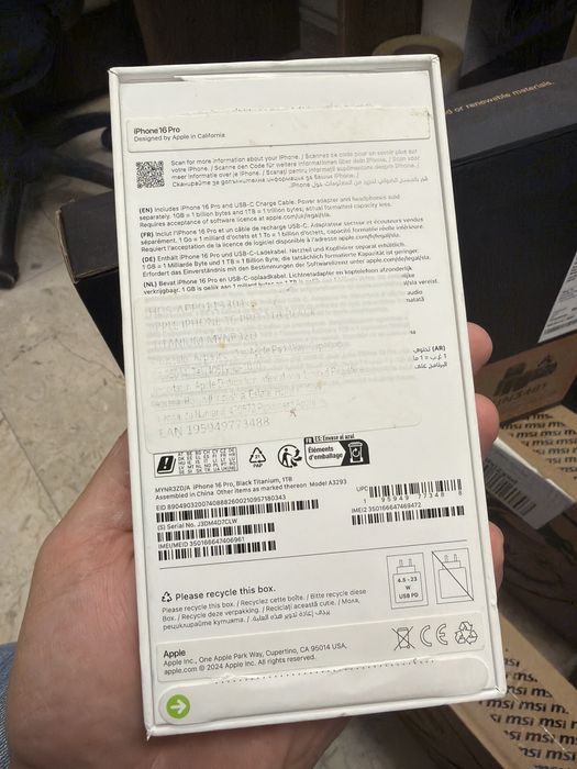 Iphone 16 pro 1tb nou nefolosit baterie 100% neverlocked