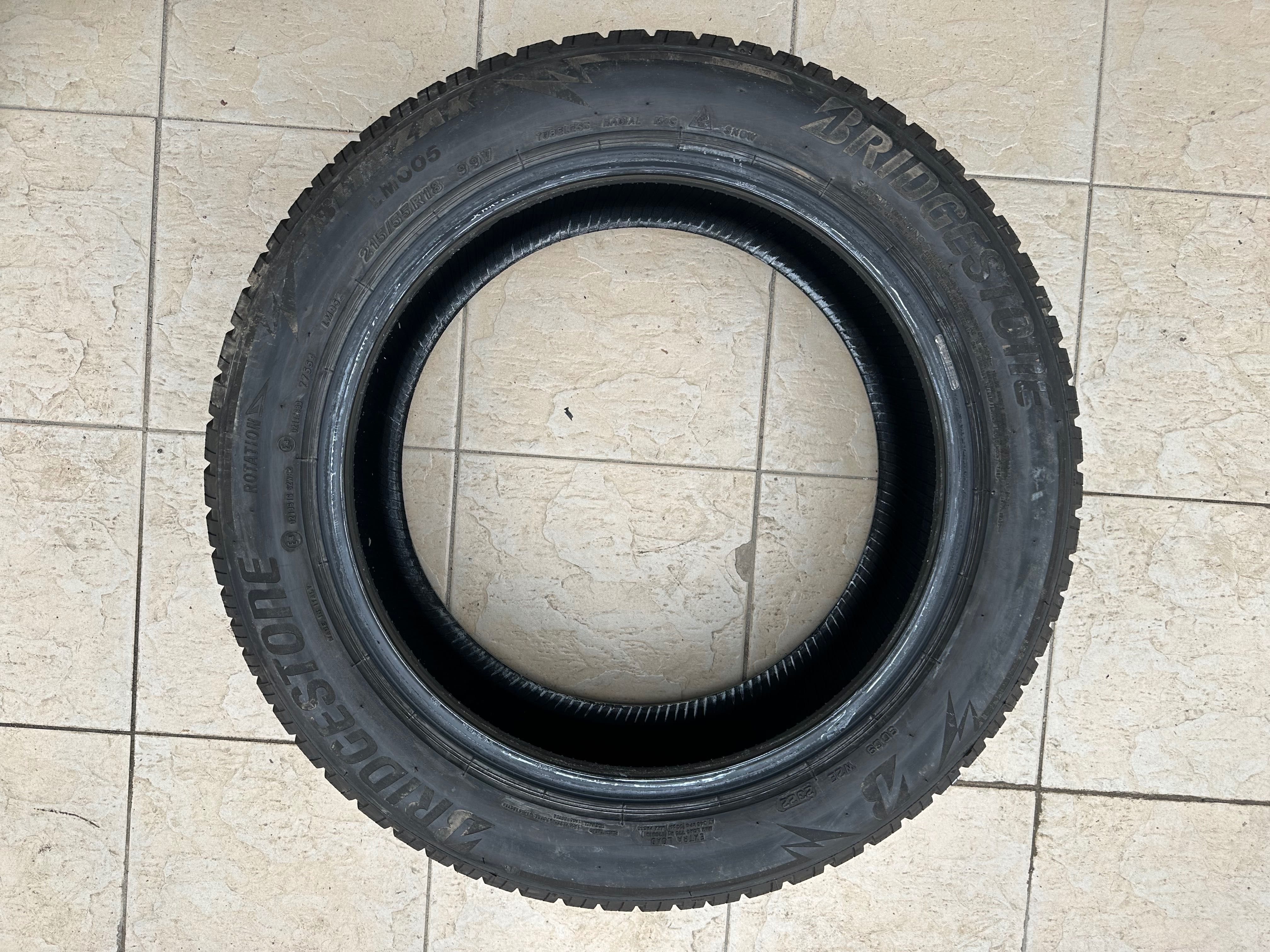 Гуми зимни гума 215/55/18” BRIDGESTONE BLIZZAK LM005