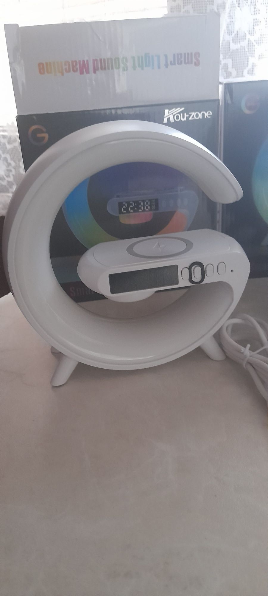 Smart LED Лампа Безжично Бързо Зареждане, Часовник