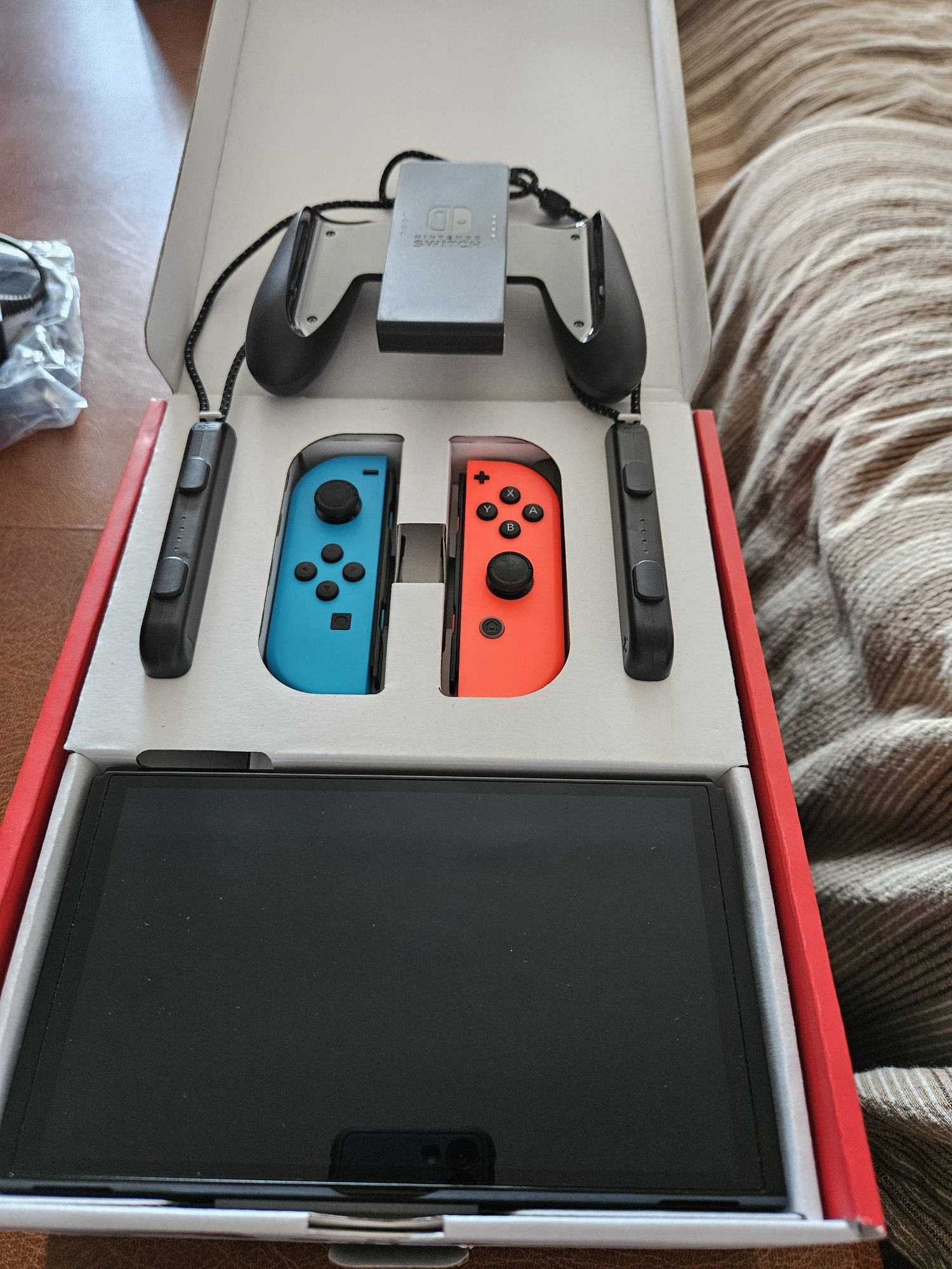 Конзола Nintendo Switch OLED (Neon Blue/ Red Joy - Con)