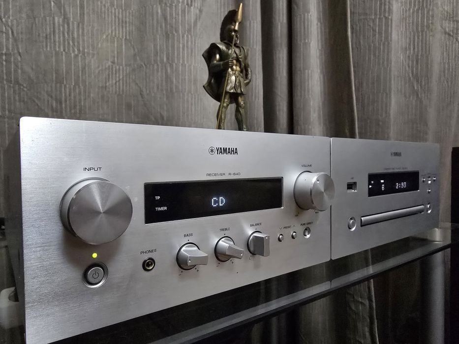 Linie Yamaha MCR-840 + CD Player Yamaha CD-640 – sunet Hi-Fi!!!