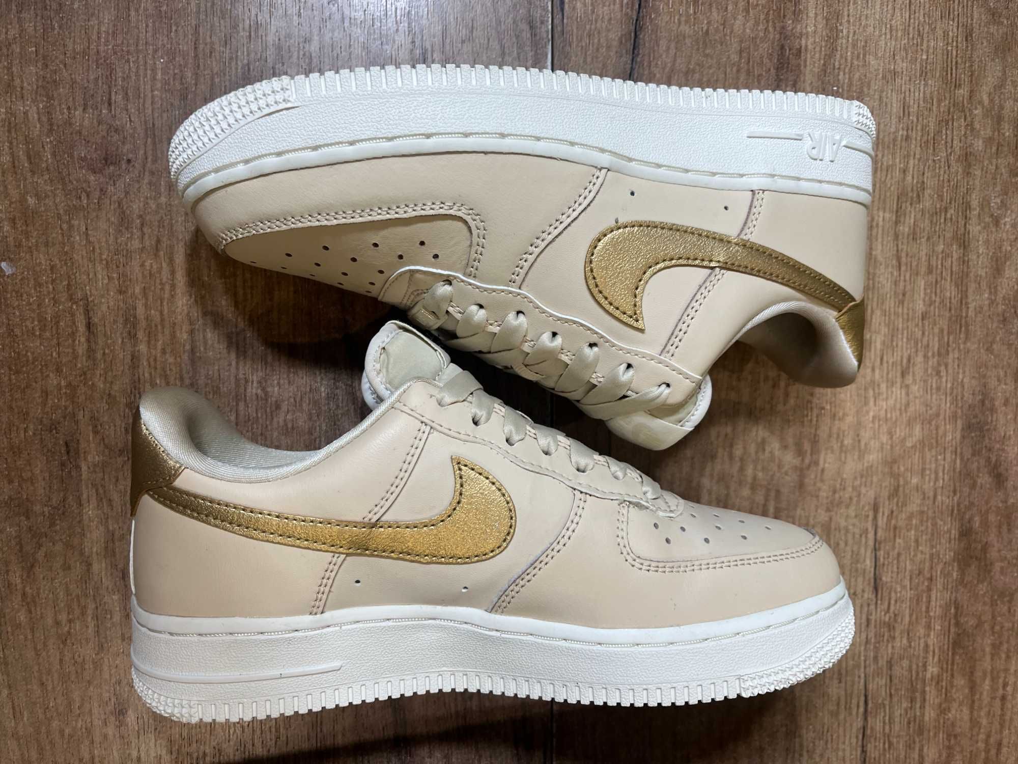 ОРИГИНАЛНИ *** Nike Air Force 1 Low '07 Sanddrift Metallic Gold