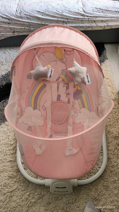 Leagăn muzical bebeluși