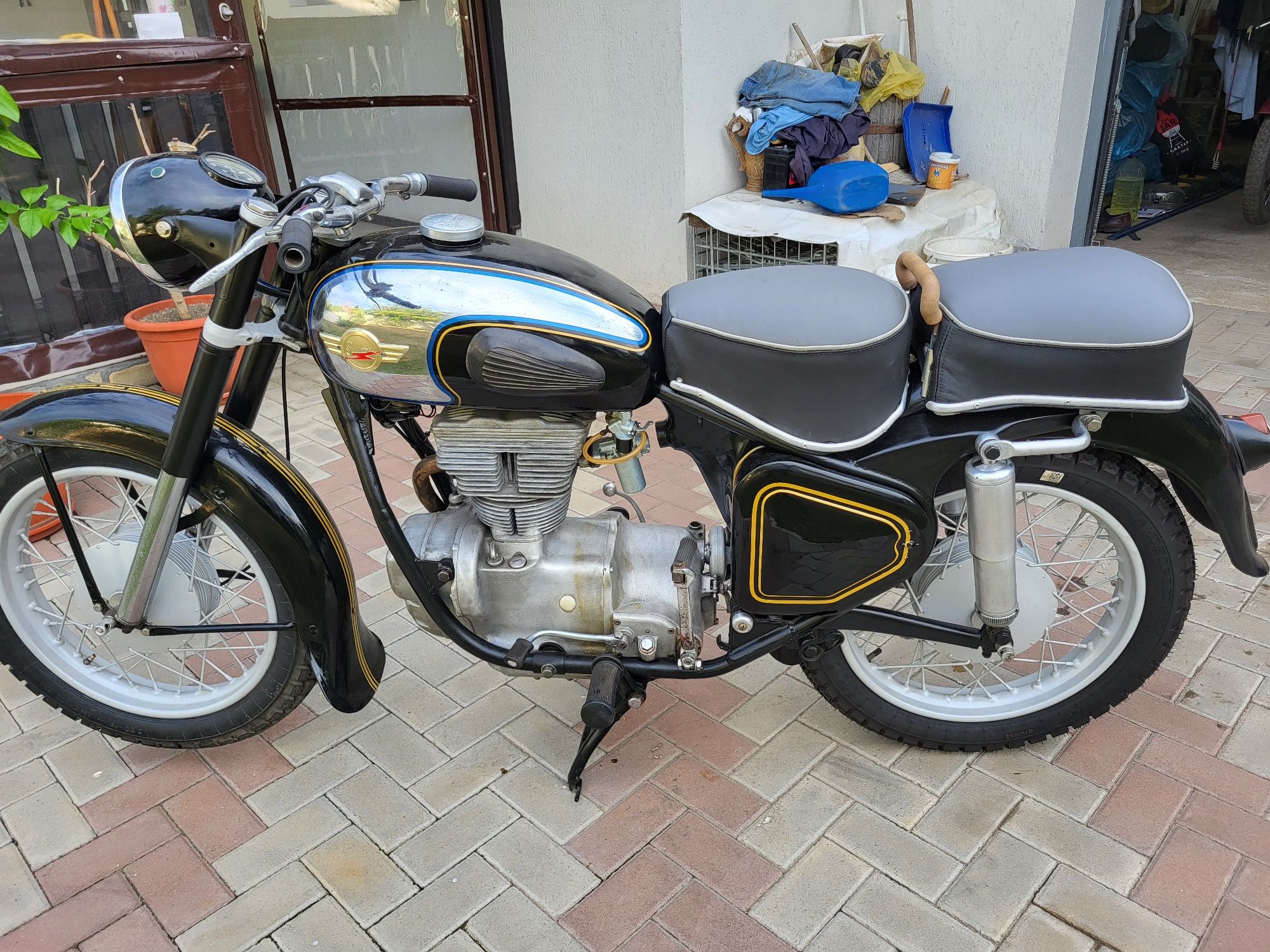 Simson 425s  motocicleta veche!