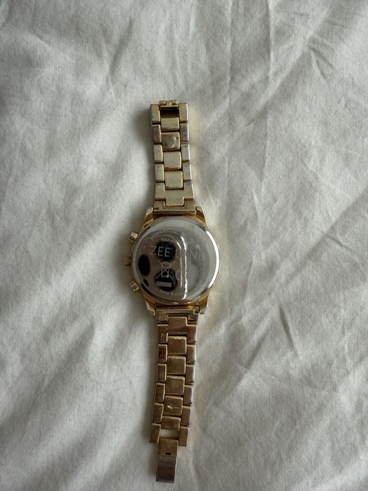 Дамски голям златен часовник Zee Lane