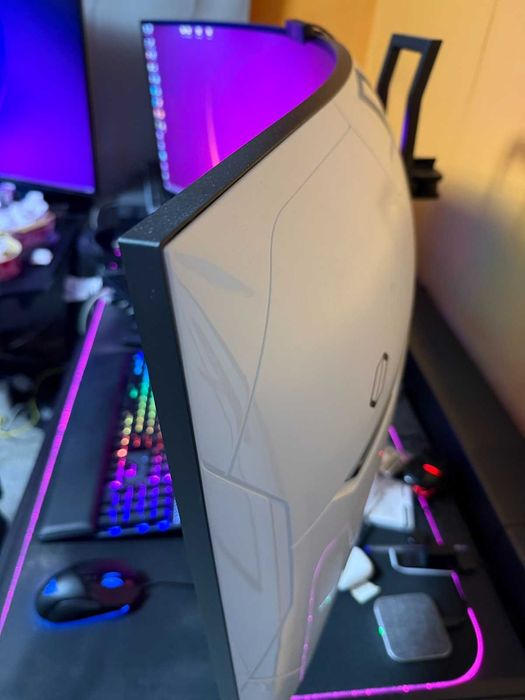 Монитор Samsung ODYSSEY NEO G9 LS57CG952NUXEN, 57", DUHD, 240Hz