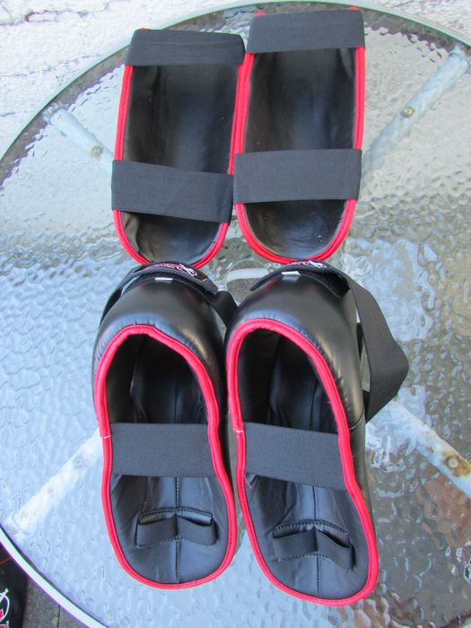 Екипировка за карате - кик бокс FMA