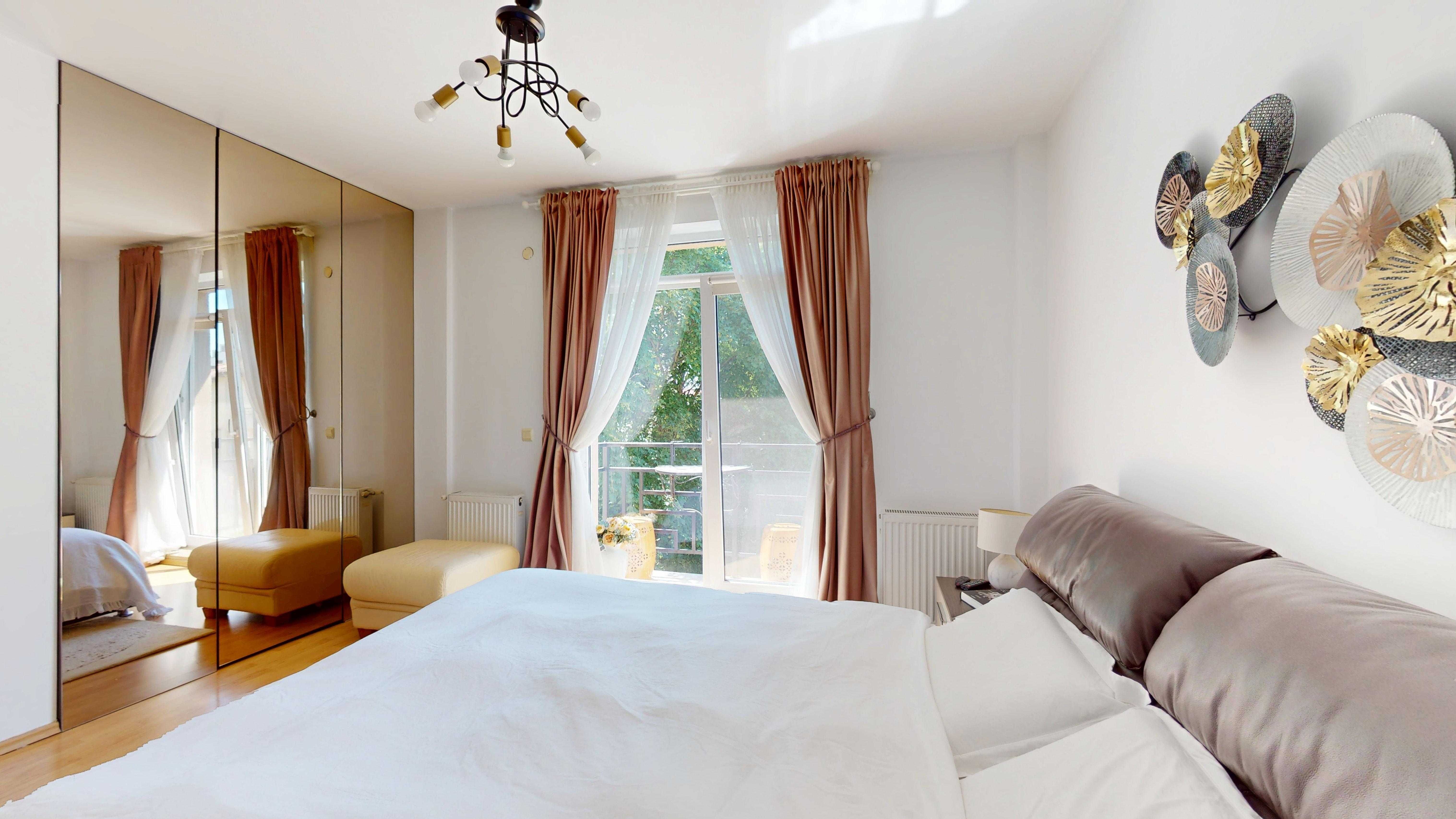 Proprietar vand apartament 2 camere premium bloc tip boutique Pipera
