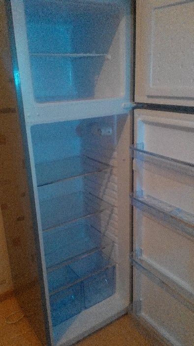 Artel Холодильник сотилади (продаётся)