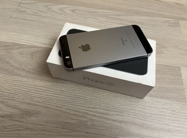 iPhone SE 16GB iOS 10.2.1 Space Gray