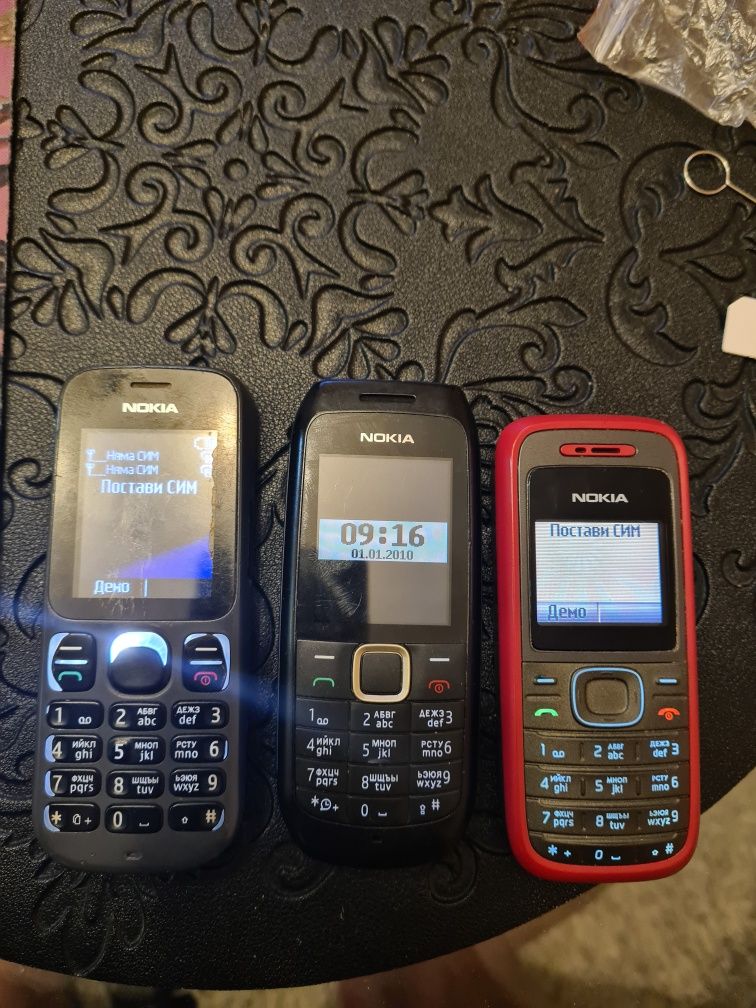 Продавам Нокия 101,1208,1616