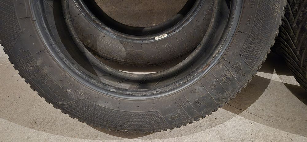 Kleber Krisalp HP3 205/60/16 зимни