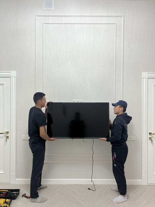 Телевизор установка на стену на либой сложности