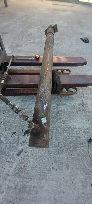 cilindru stivuitor cu tija fi 90 mm