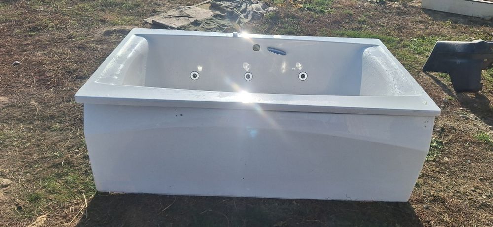 Продам джакузи в хорошем состоянии