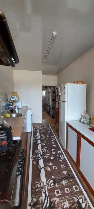 СРОЧНО продаётся квар. 4/4/4, 77 серия в Центре, Юнусабадский хокимят