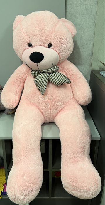 Медведь большой розовый