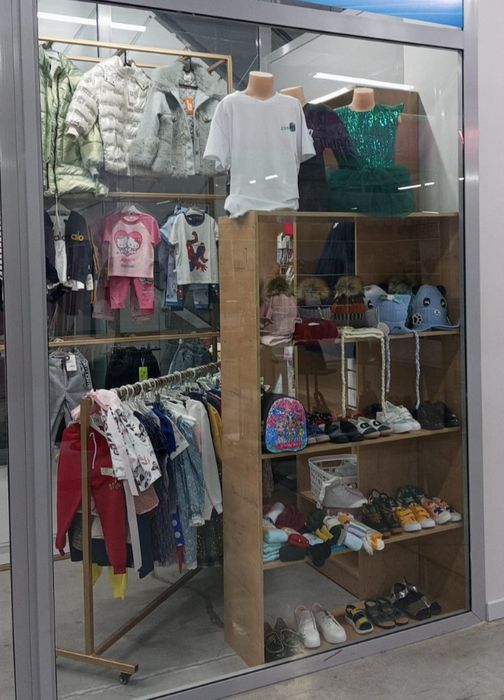 Готовый бизнес.  Бутик с мебелью в ТЦ.