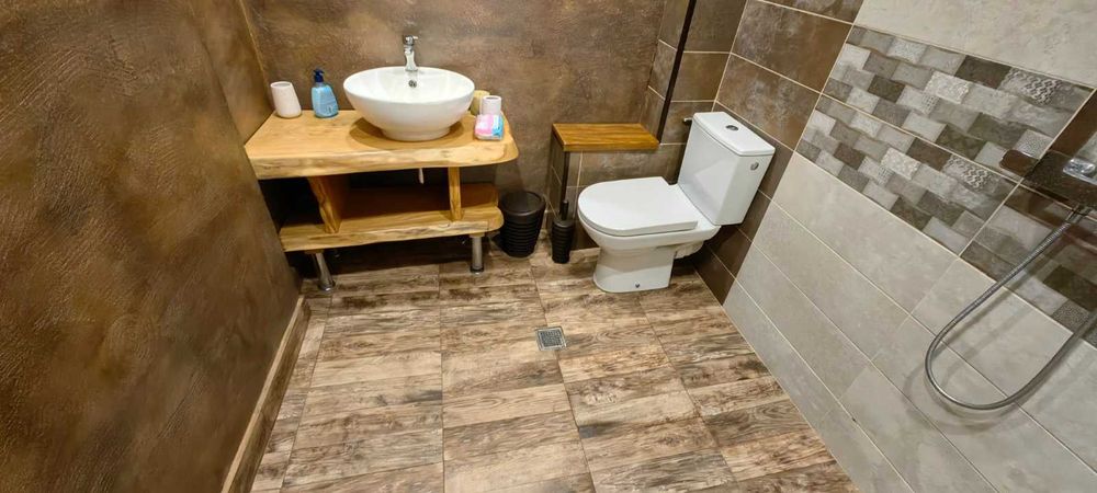 Продавам тристаен апартамент в кв. Опълченски