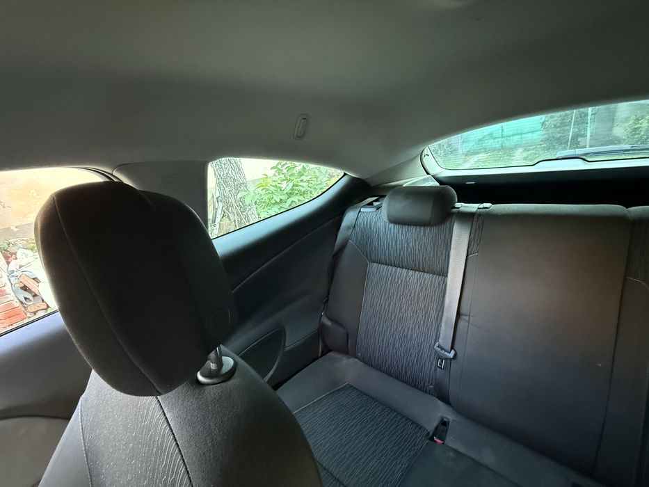 Opel Astra J Gtc 2012