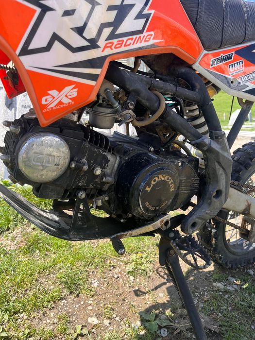 Cross de 125 de vânzare