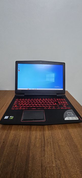 Laptop Lenovo Y520 de gaming
