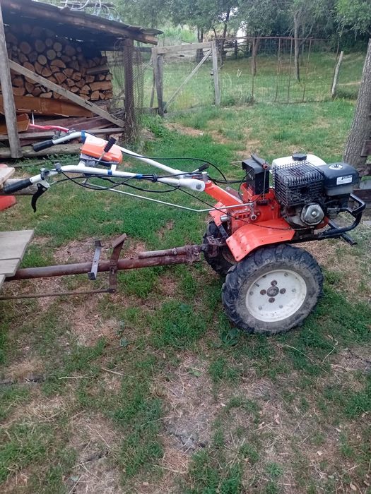Vând motocultor ruris sau schimb pe oi sau capre de 18 cai stare foart