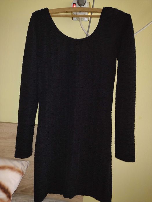 3 дамски рокли размер с/М цената е за трите