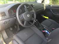 VW Golf 5 1.6 benzina 105 cp  2004