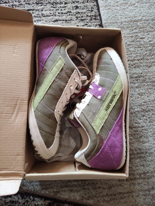 Vând Adidas M37 Kenmax