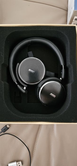 Casti AKG N60nc bluetooth