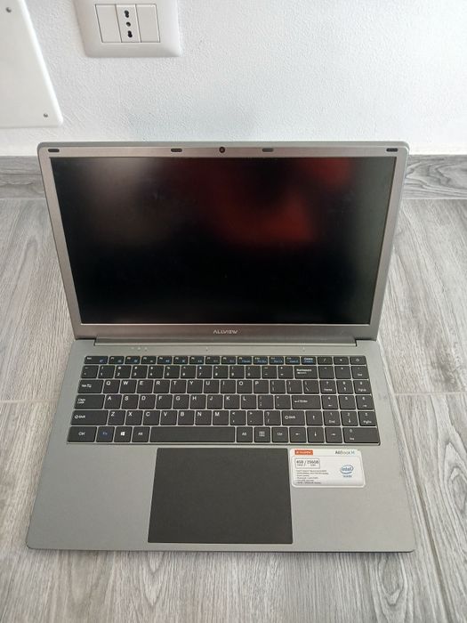 Vand Laptop allvieiv