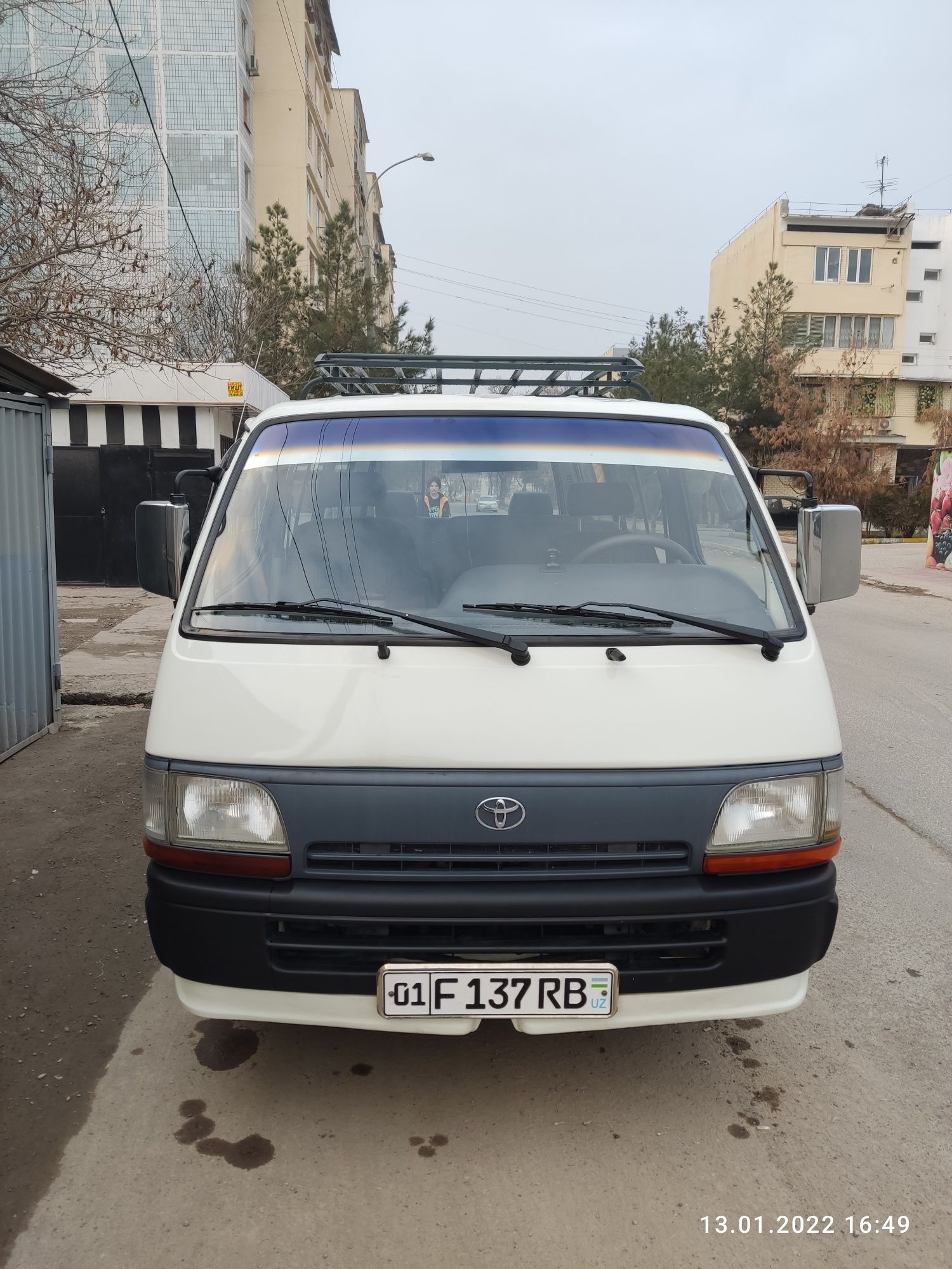 Продаю Toyota Hiace