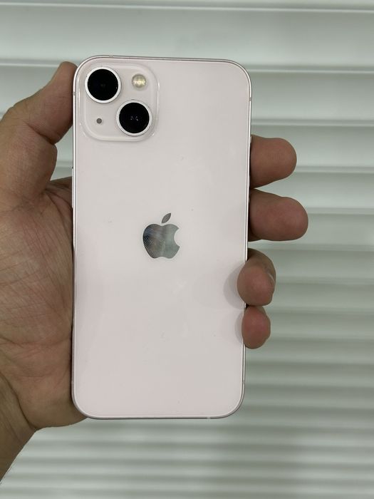 Iphone 13 в отличном состояний