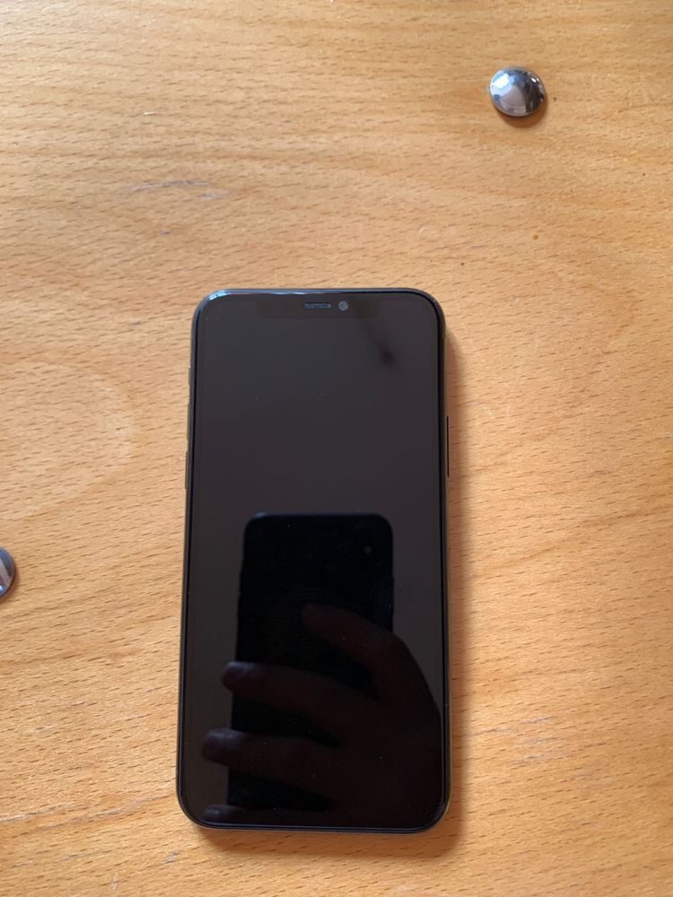 Vand sau schimb Iphone 11 pro