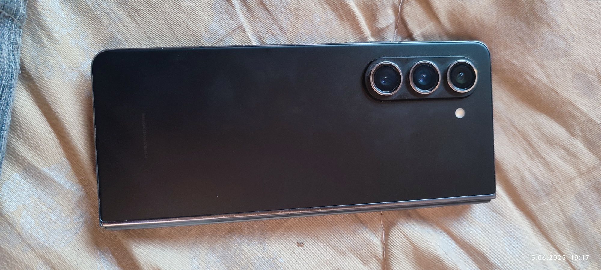 Samsung z fold 5
