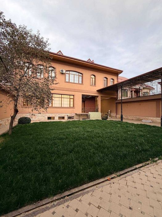 Продается участок
Яккасарайский  район
Ул Саламатина  6.5 соток