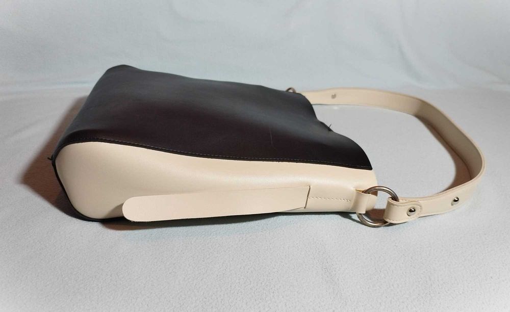 Geanta KOTON  VINDEM SI FACEM BUCURII citește descrierea