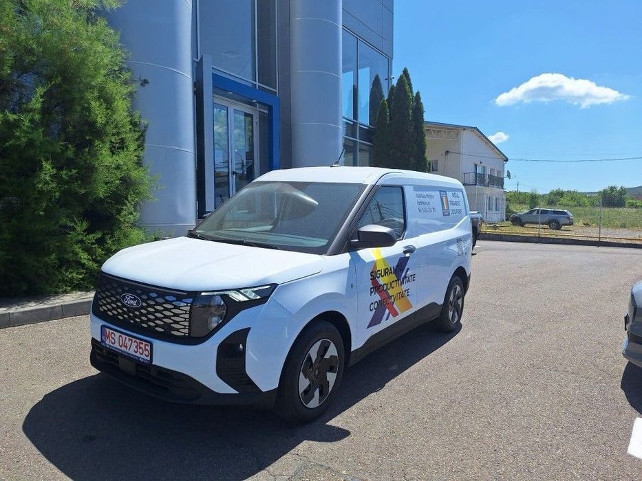 Ford Transit Courier Ford Transit Courier Van Trend Electric Drive 136 CP AT FWD